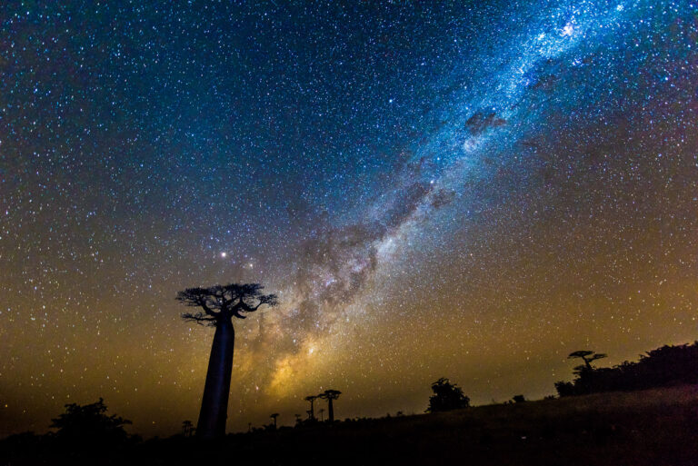 Li Weizhao - Milky-Way-in-the-Island-Country